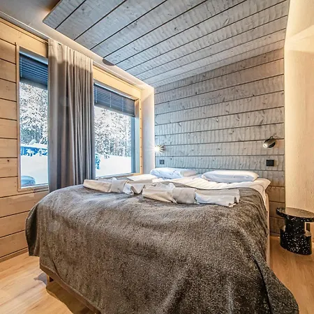 Kaira Yllaes By Aavalevi *