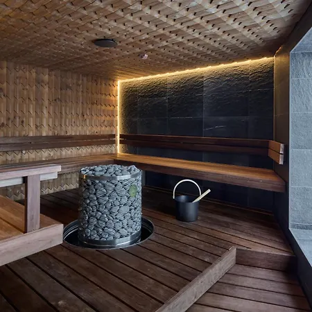 Kaira Yllaes By Aavalevi