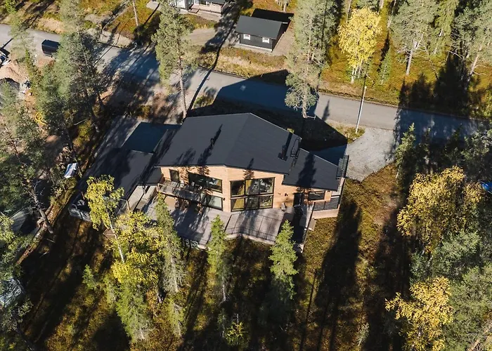 Kaira Yllaes By Aavalevi Ylläsjärvi